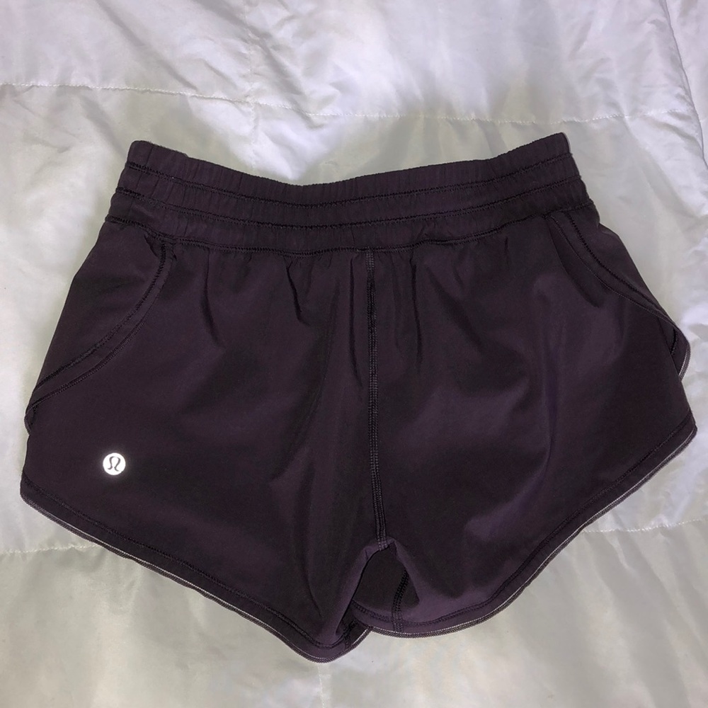 Lululemon 2.5” short